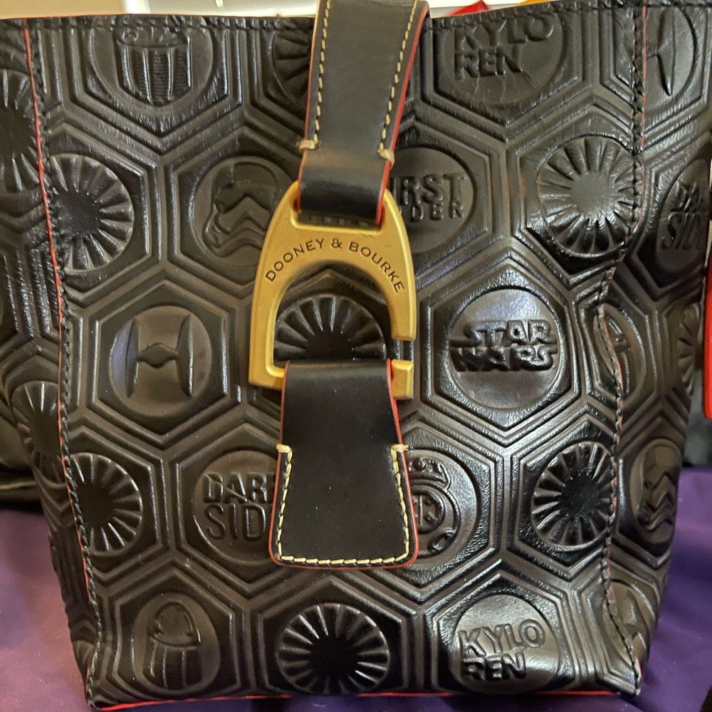 Limited Star Wars run Disney crossbody